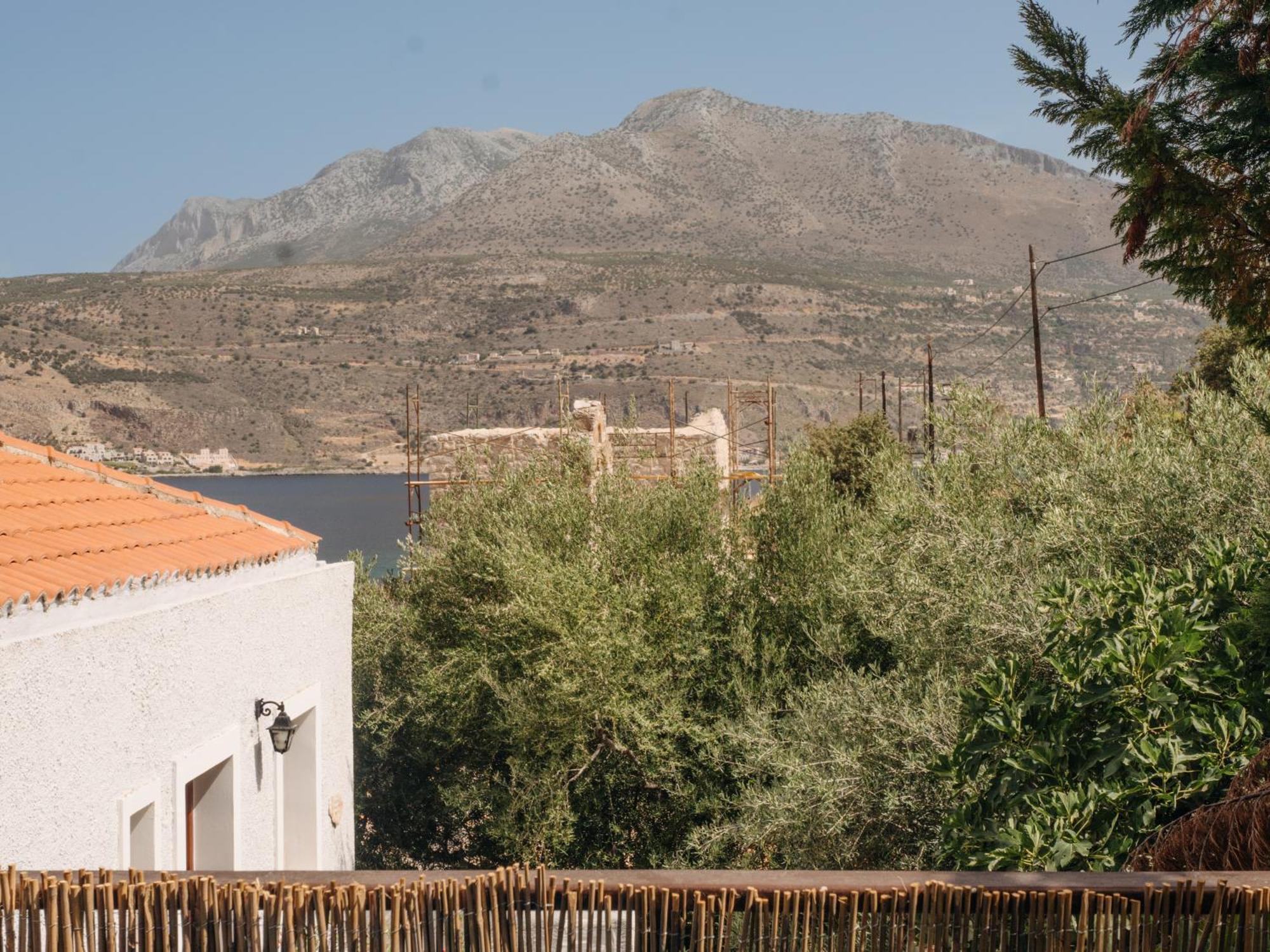 Liménion Kourmas Suites מראה חיצוני תמונה